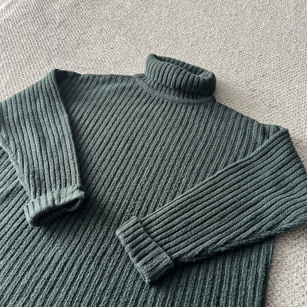 Vintage 90's Y2K Express Tricot Green Chucky‎ Cable Knit Turtleneck Sweater. L